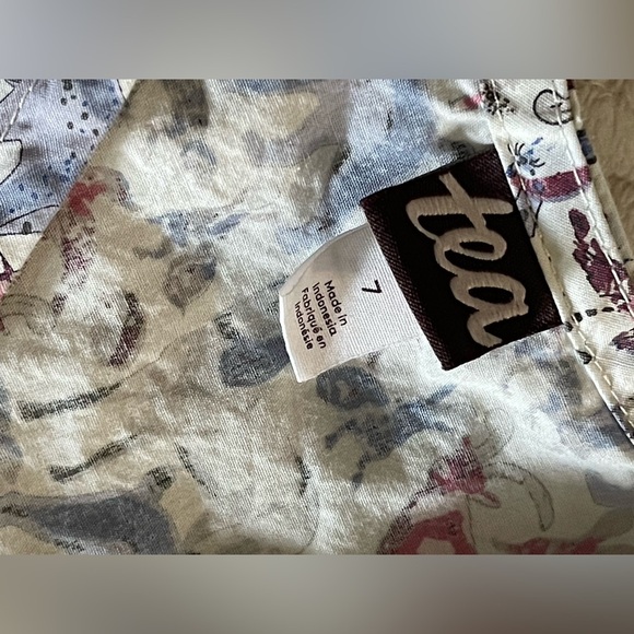 Floral Ruffle Dress Tea collection - Picture 2 of 4